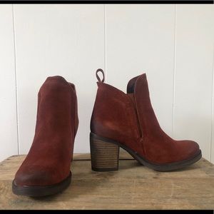 Bos. & Co Belfield Boot, Red size 37 (6.5/7)